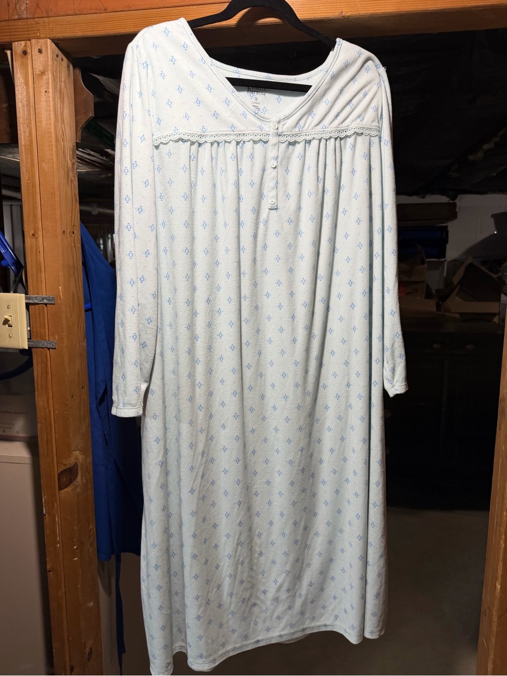 croft & barrow Light Blue Floral Long Sleeve Nightgown